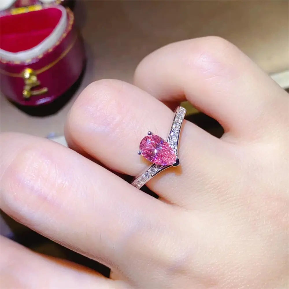 1 carat moissanite sterling silver ring with brilliant sparkle - Trendy Troop
