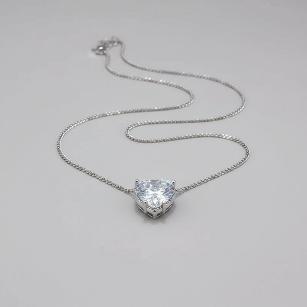 2 carat moissanite necklace in 925 sterling silver pendant with simple design