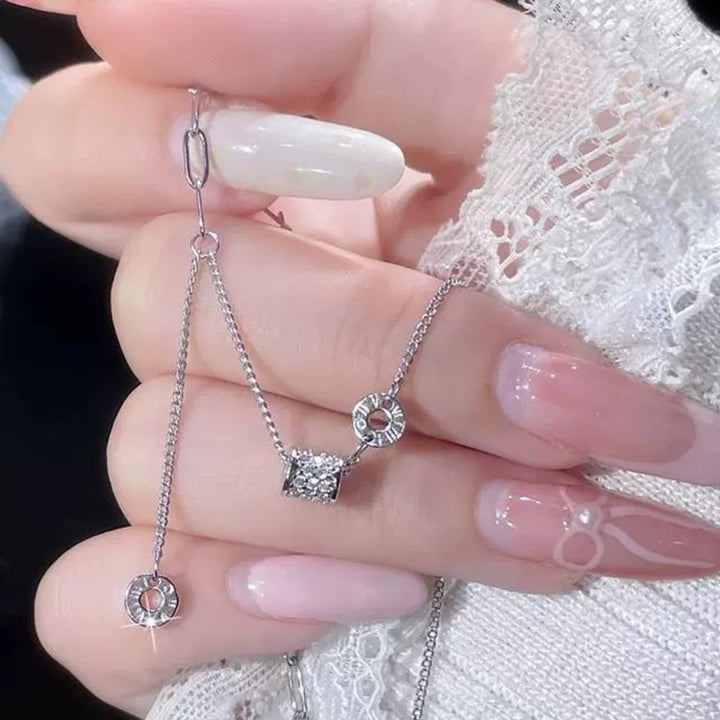 5b77b3d9-d713-46c9-abd5-62f37a362b53-Max