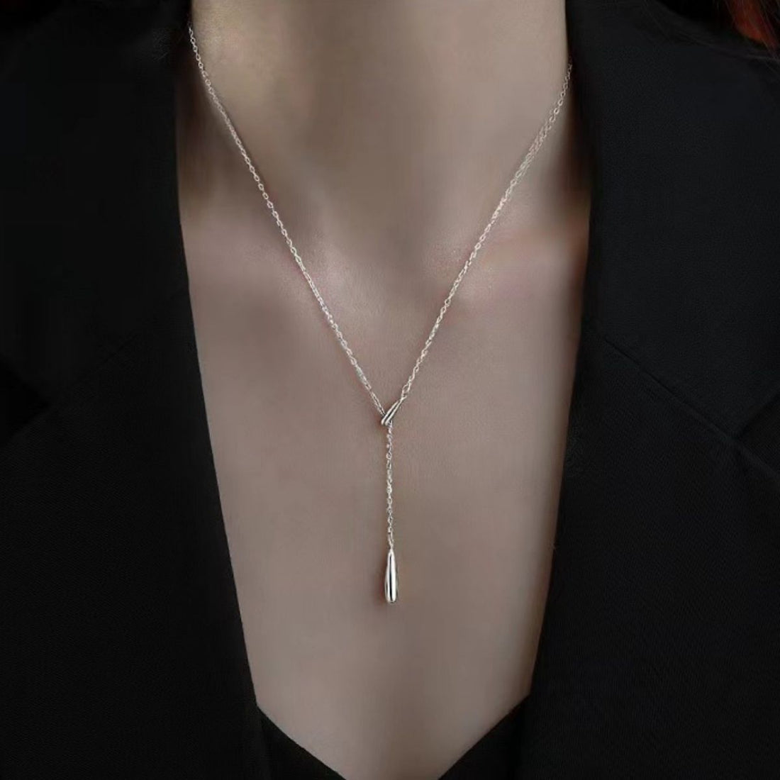 925 sterling silver Y-shaped pendant necklace with 18K gold plating.