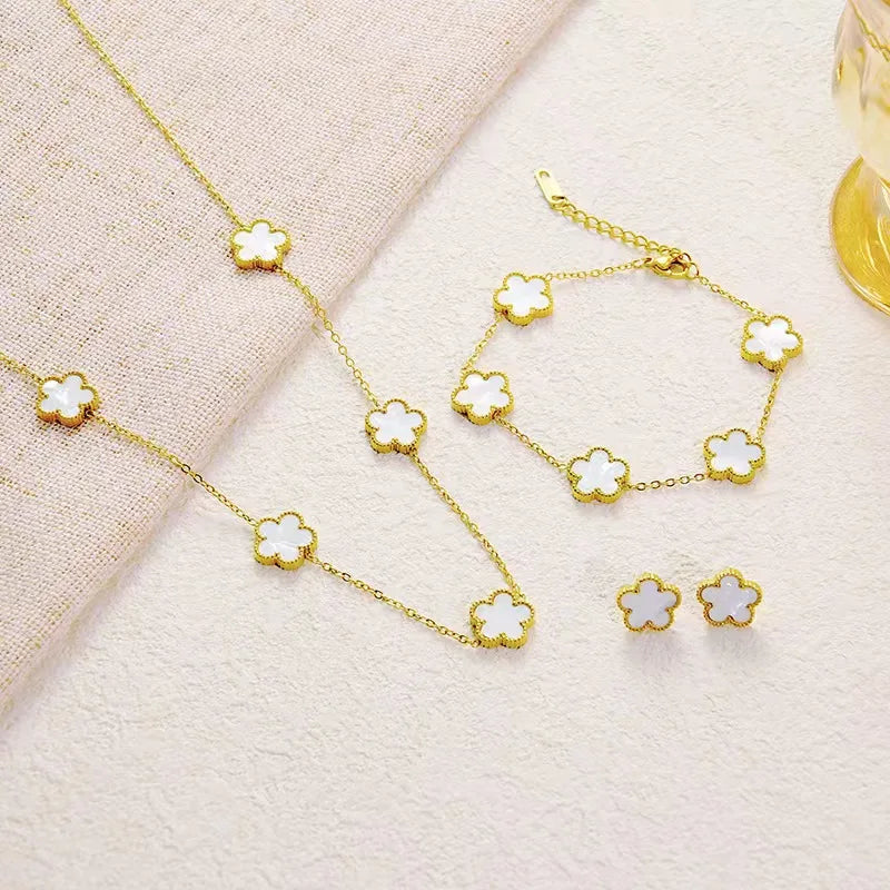 Plum Blossom Five Leaf Jewelry Set